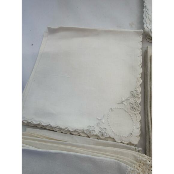 8 sets of Napkins white cream crochet linen embroidered - Picture 13 of 16